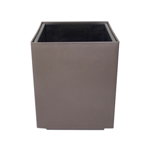 Brown cubic plastic pot, int./ext. 10,5''